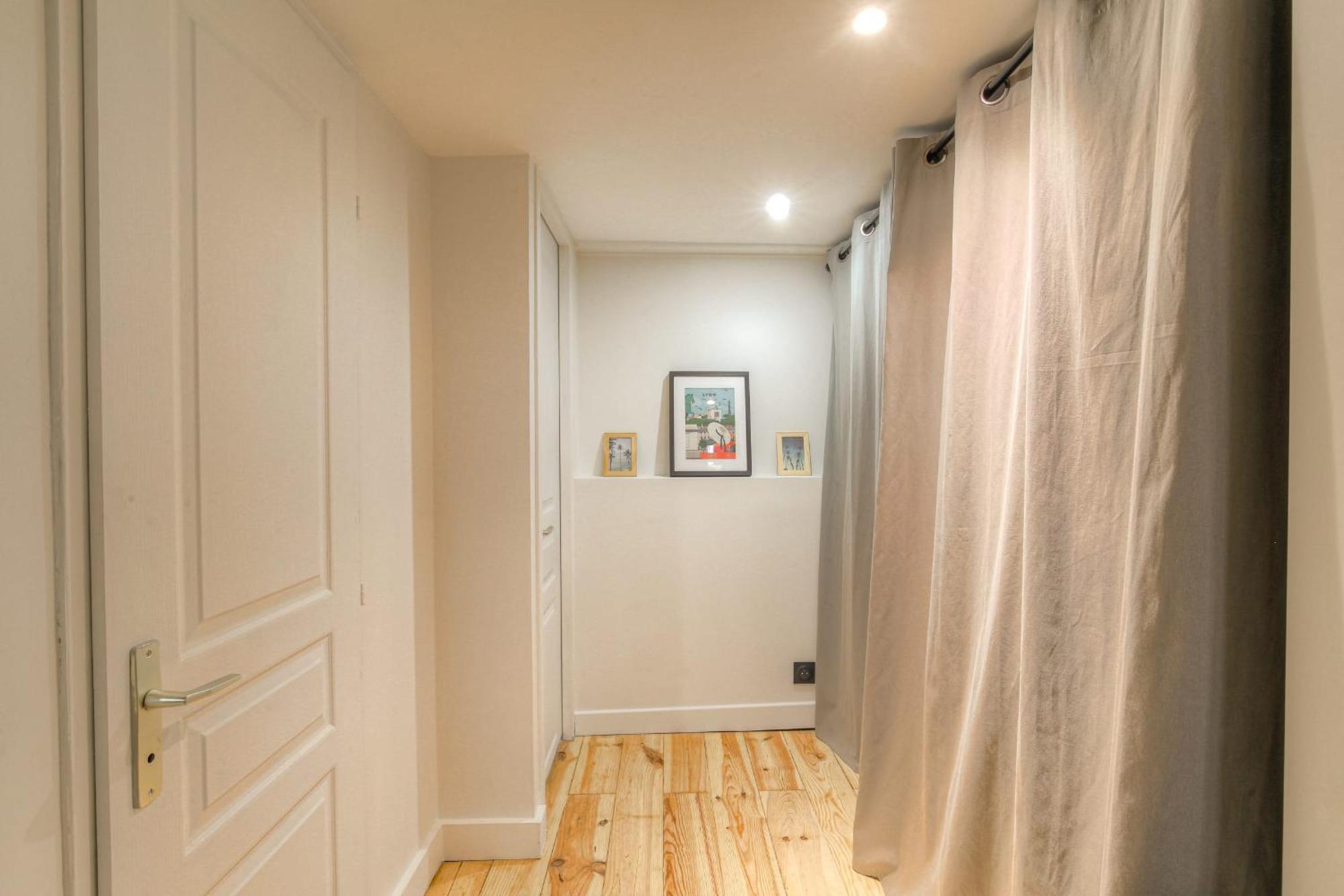 Ferienwohnung Le Raffine Avec Caractere En Hypercentre Lyon Exterior foto